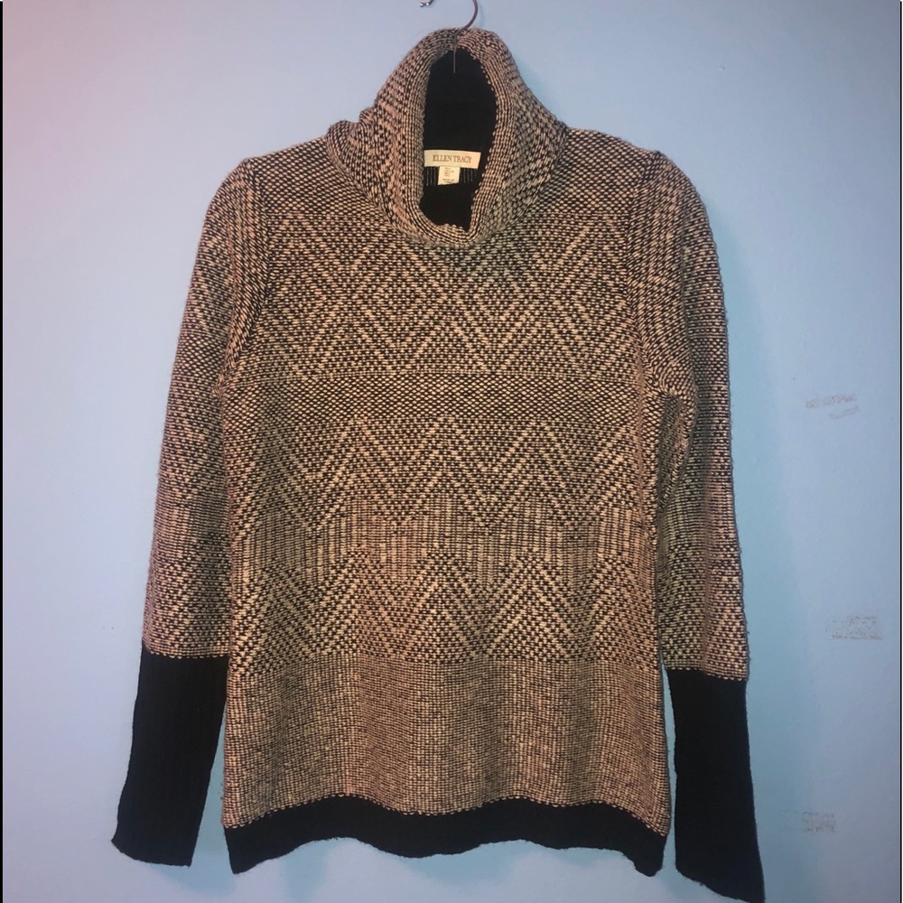 Ellen Tracy B&W Women’s Mock Neck Sweater L